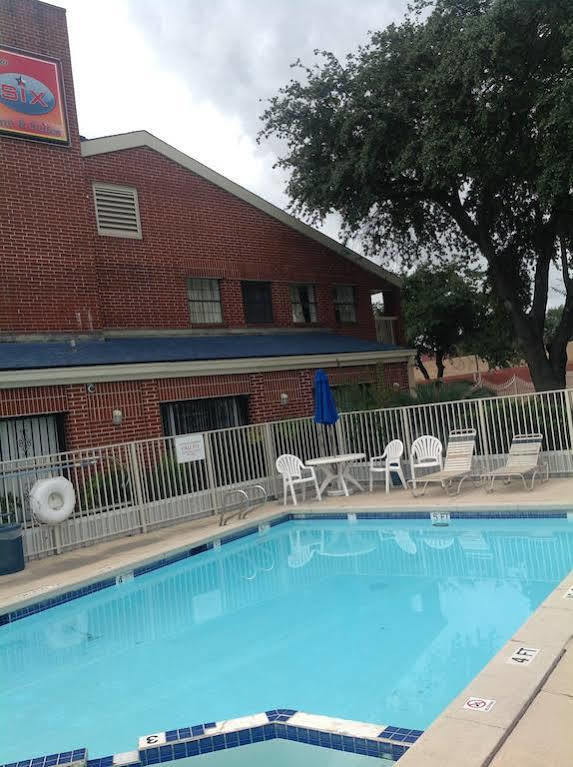 Motel 6-Houston, Tx - Brookhollow Exterior photo